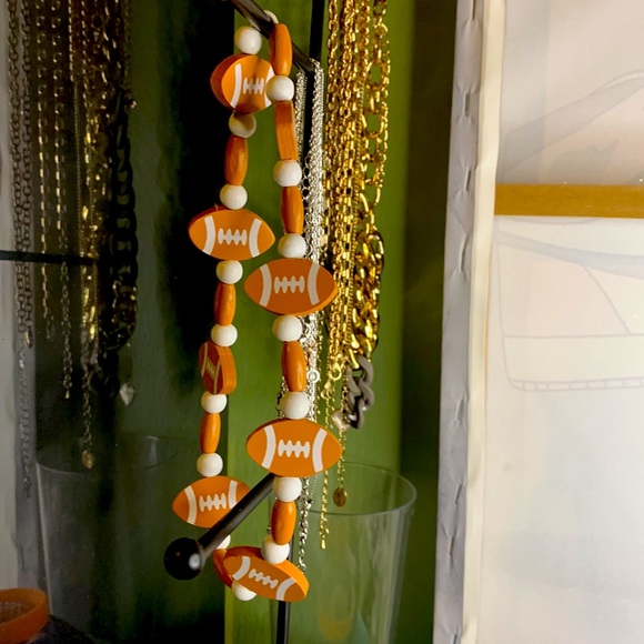 Football necklace/bracelet - Picture 3 of 6